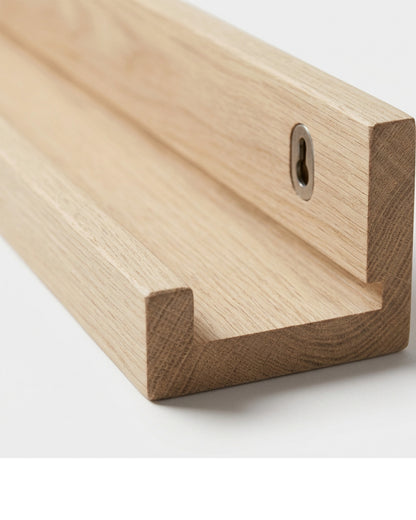 Quiey White Oak Picture Ledge 90 × 10 cm Raised Front Lip - Detail view